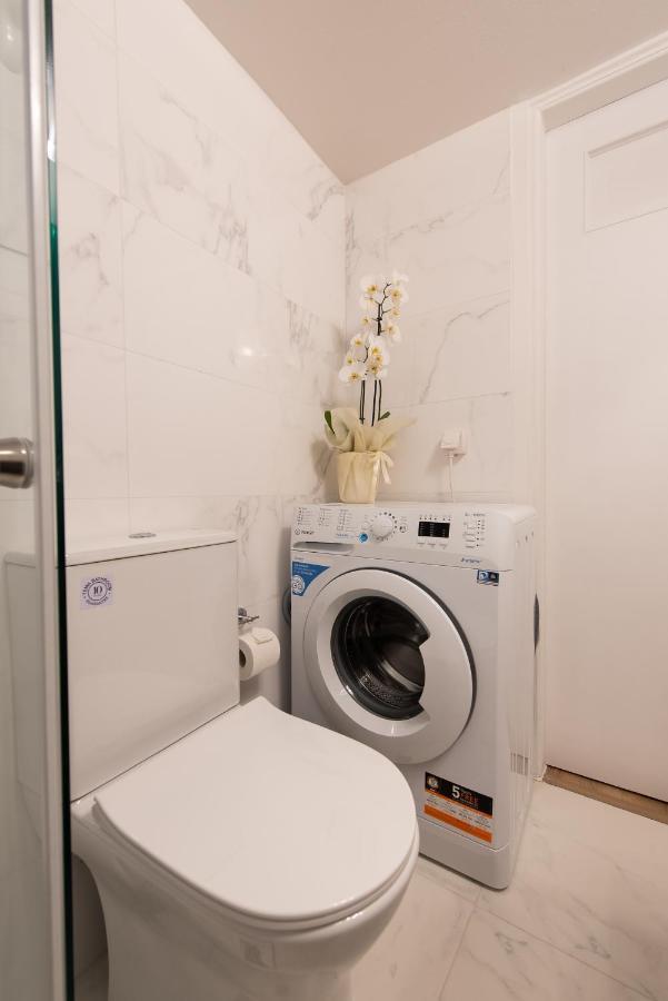 Medluxe Business Apartment Aten Exteriör bild
